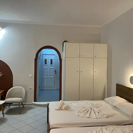 Papadatos Apts With Amazing View - 5mins From The * Kontogialos